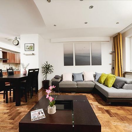 Lumina Spacious Apartment Near The Railway Station Warszawa Eksteriør bilde